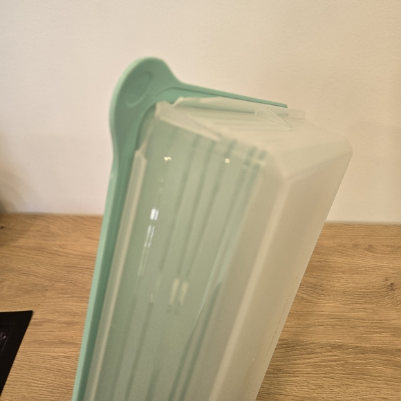 Tupperware Rectangle Snack Container Blue Green - Picture 3 of 7